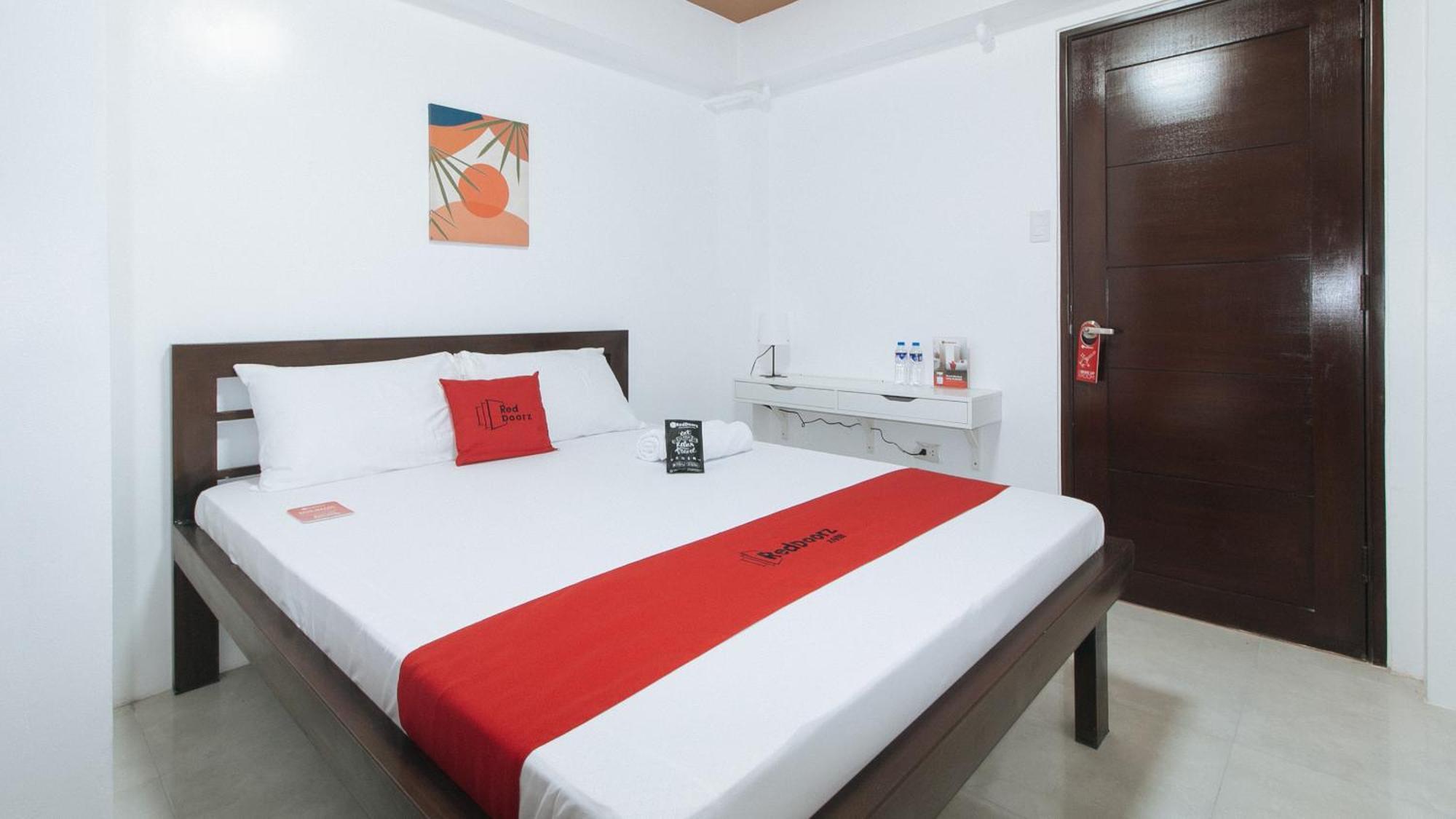 Hotel Reddoorz Near Ust Sampaloc Manila Exterior foto