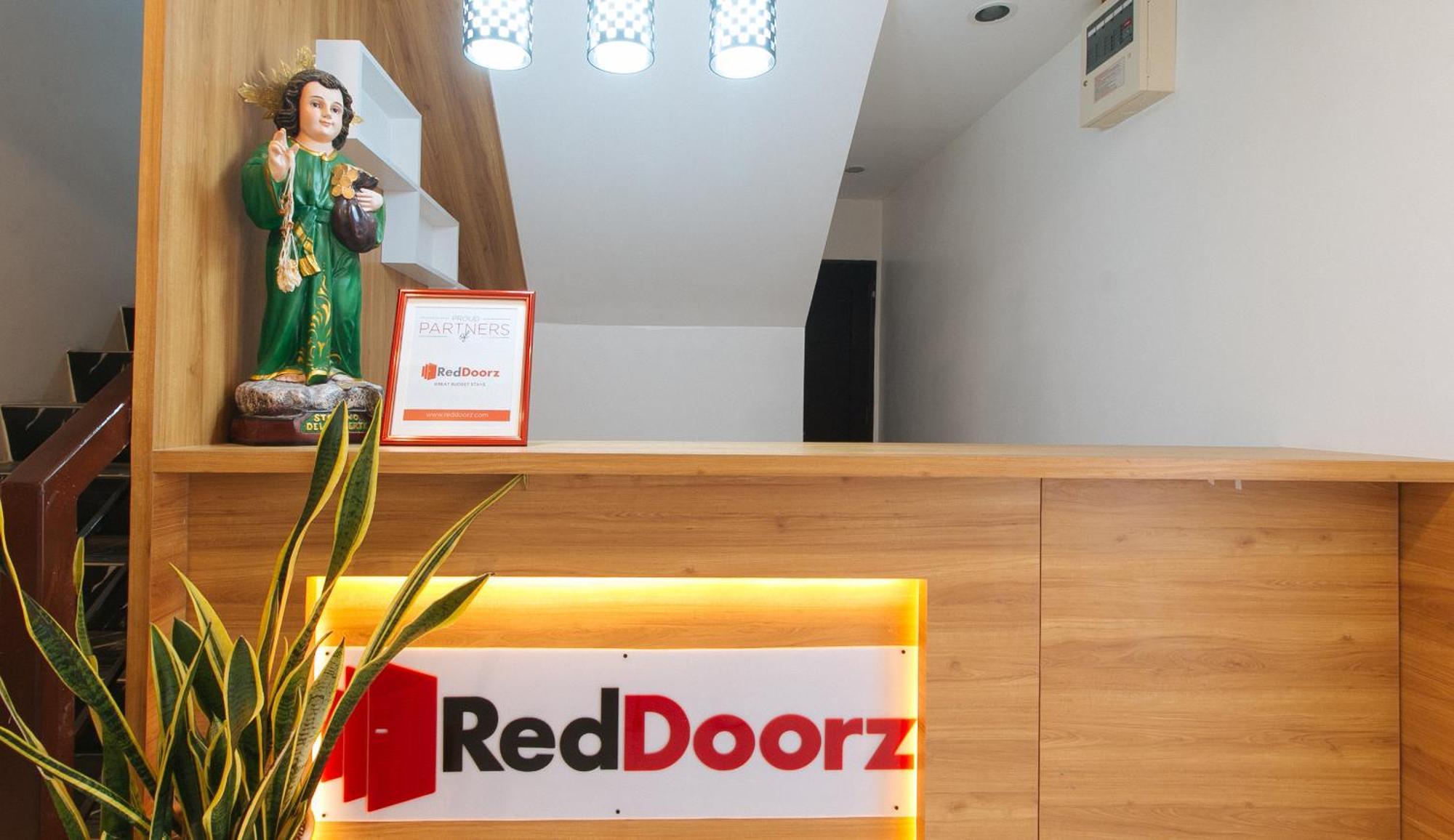 Hotel Reddoorz Near Ust Sampaloc Manila Exterior foto